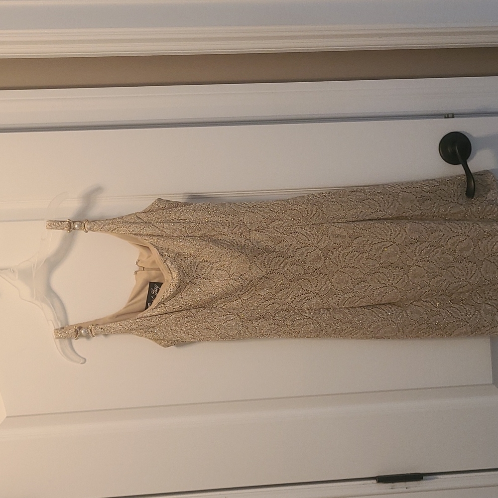 Women's dress